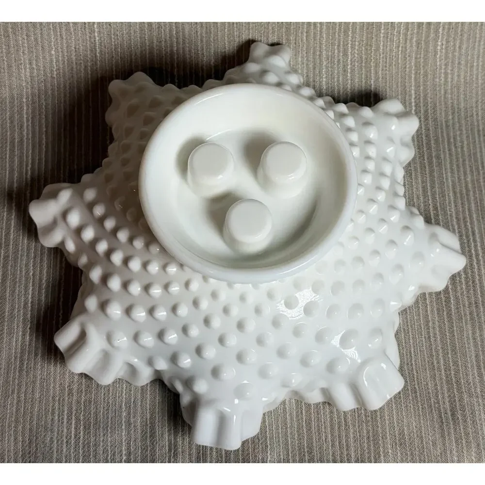 Vtg Fenton Milk Glass Hobnail 3 Horn Epergne Centerpiece Ruffled Trumpet Vase